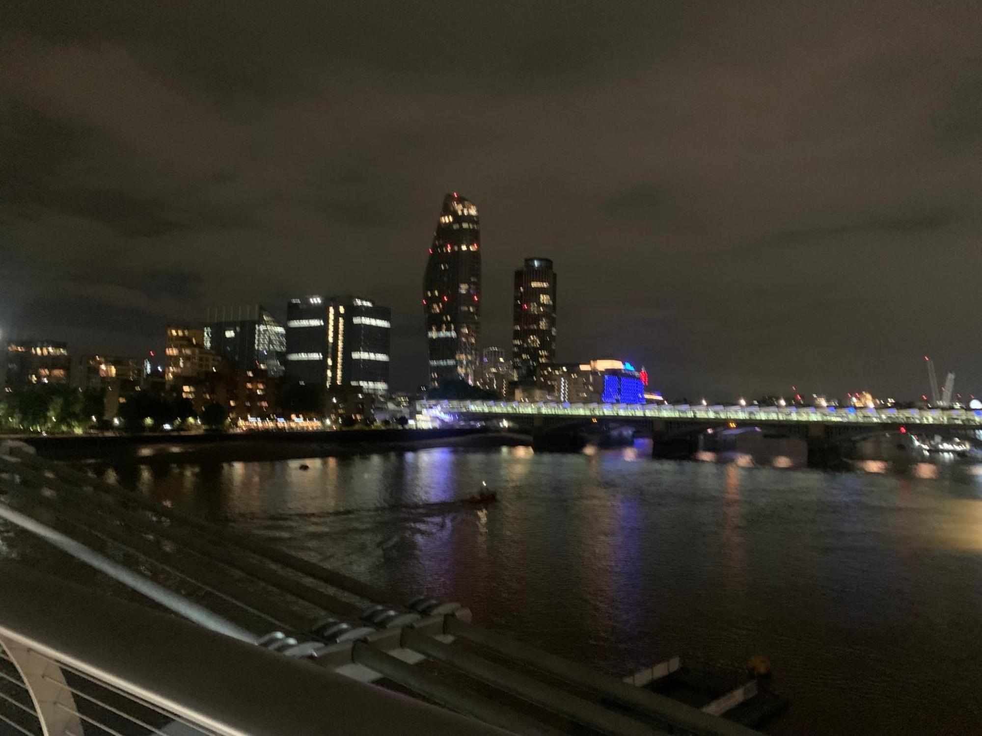 2 Bedroom 2 Bath 1 Ensuite In Roya Asenal Beautiful Views & Parking ลอนดอน ภายนอก รูปภาพ